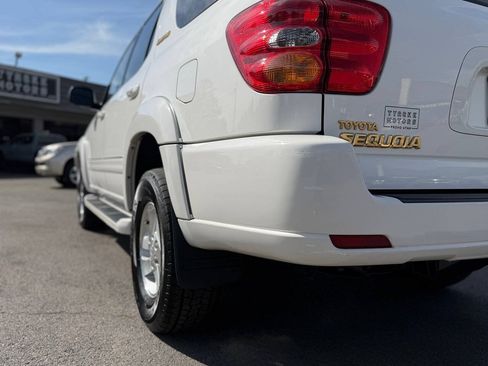 Used 2002 Toyota Sequoia Limited AWD/4WD image 23