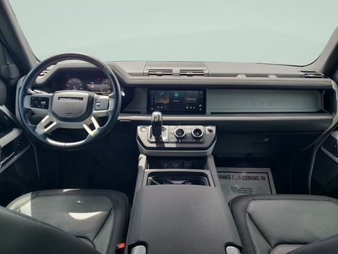 Used 2023 Land Rover Defender 110 X-Dynamic SE AWD/4WD image 11