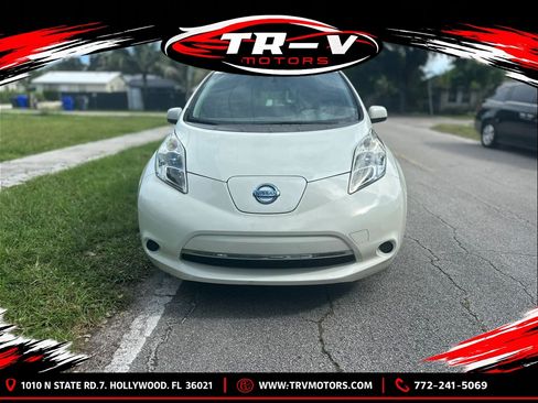 Used 2012 Nissan Leaf SV FWD image 2