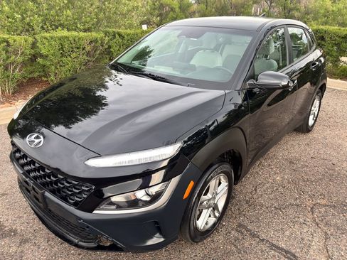 Used 2023 Hyundai Kona SE AWD/4WD image 5