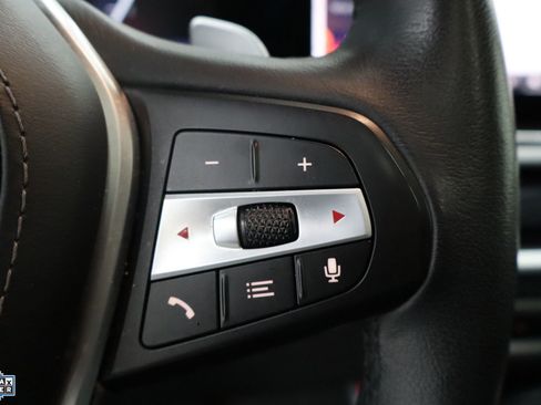 Used 2025 BMW X5 xDrive50e image 18