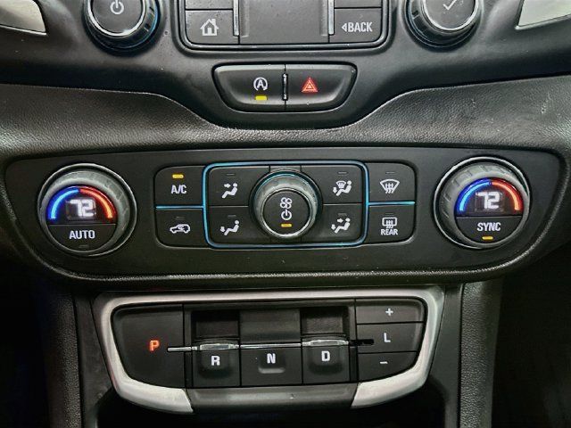 Used 2022 GMC Terrain SLT w/ Infotainment Package II FWD image 17