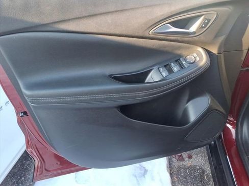 Used 2024 Buick Encore GX Sport Touring image 8