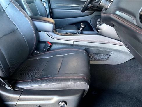 Used 2024 Dodge Durango GT AWD/4WD image 27