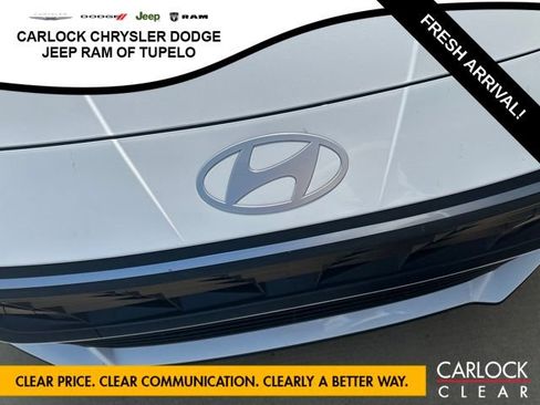 Used 2026 Hyundai Elantra SE FWD image 9