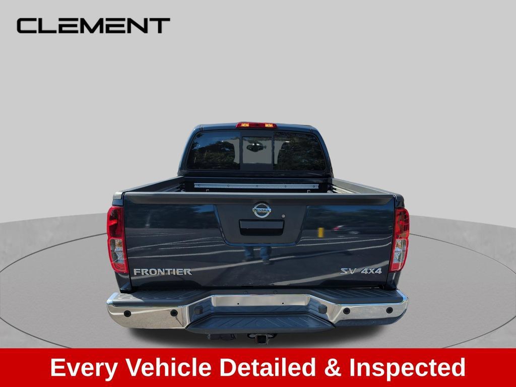 Used 2021 Nissan Frontier SV AWD/4WD image 9