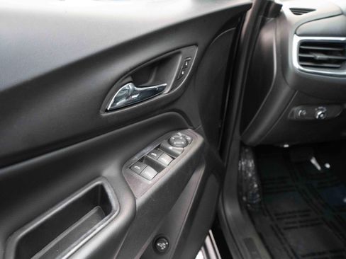 Used 2018 Chevrolet Equinox LT FWD image 7