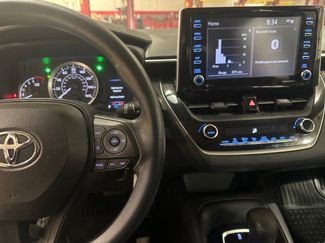 Used 2021 Toyota Corolla LE video 2