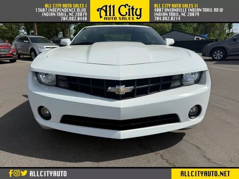 Used 2013 Chevrolet Camaro LT RWD image 2