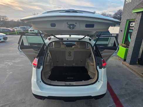 Used 2016 Nissan Rogue S image 28