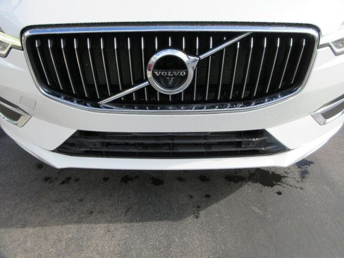 Used 2019 Volvo XC60 T6 Inscription w/ Protection Package Premier AWD/4WD image 16