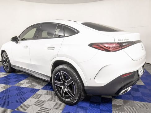 Used 2024 Mercedes-Benz GLC 300 4MATIC w/ AMG Line image 7