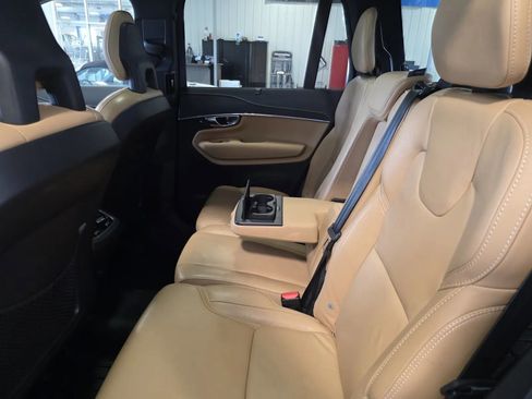 Used 2022 Volvo XC90 T6 Inscription image 26