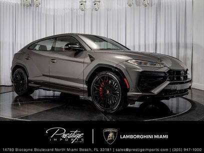 Used 2025 Lamborghini Urus SE