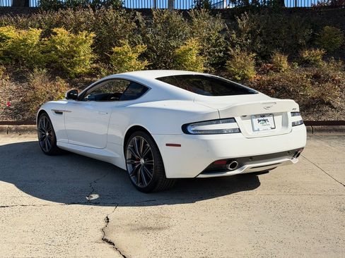 Used 2015 Aston Martin DB9 Coupe image 17