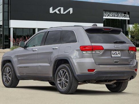 Used 2018 Jeep Grand Cherokee Limited image 5