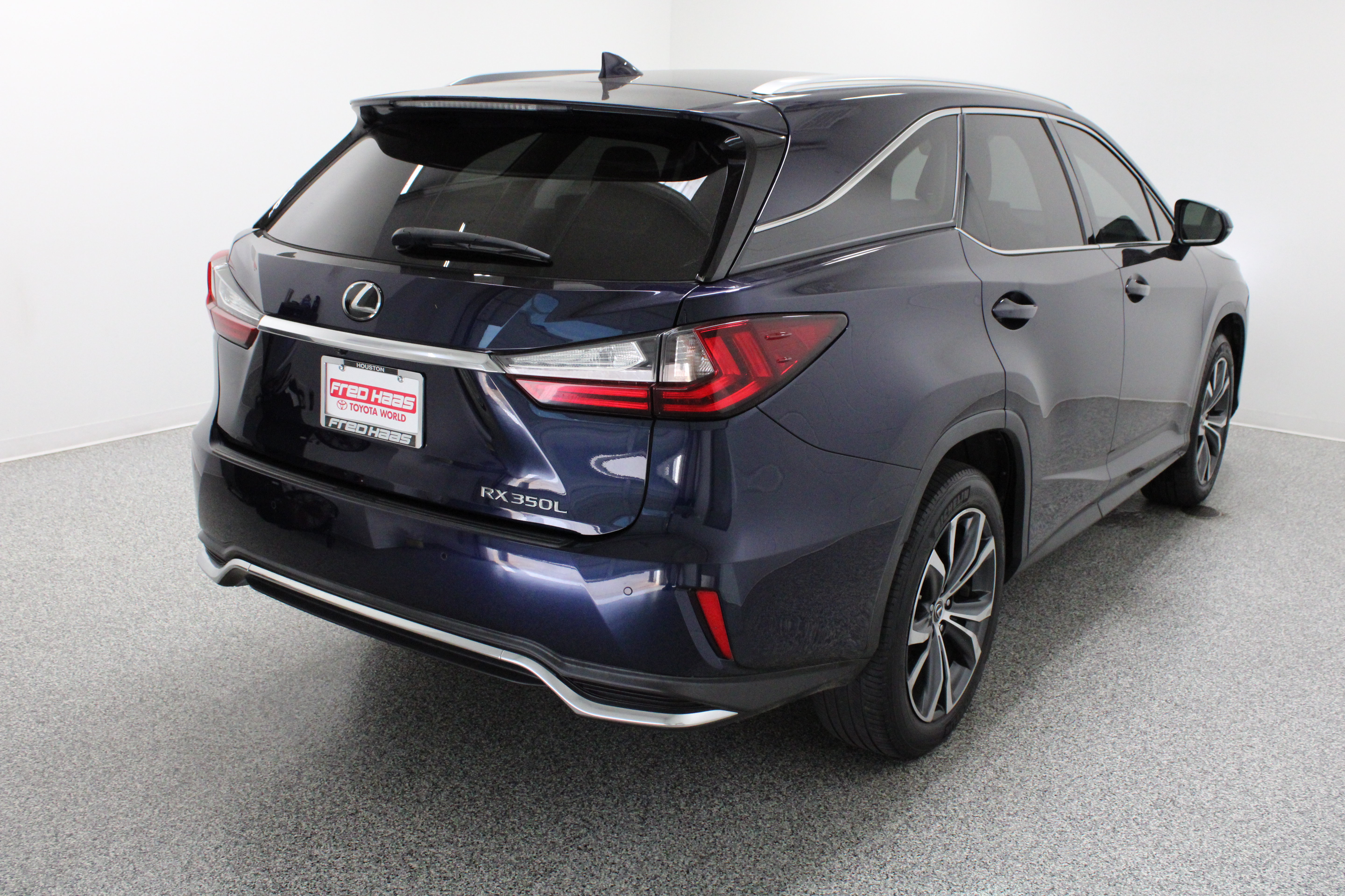 Used 2022 Lexus RX 350L FWD w/ Premium Package image 7
