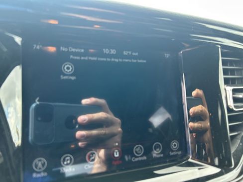 Used 2023 Dodge Durango GT image 38