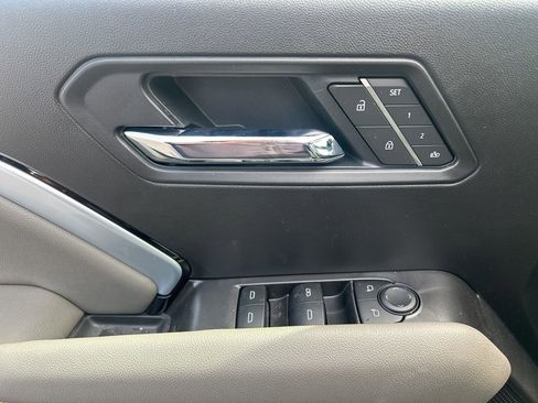 New 2026 Chevrolet Colorado ZR2 w/ Technology Package AWD/4WD image 19