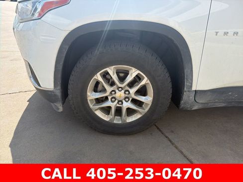 Used 2020 Chevrolet Traverse LT FWD image 9