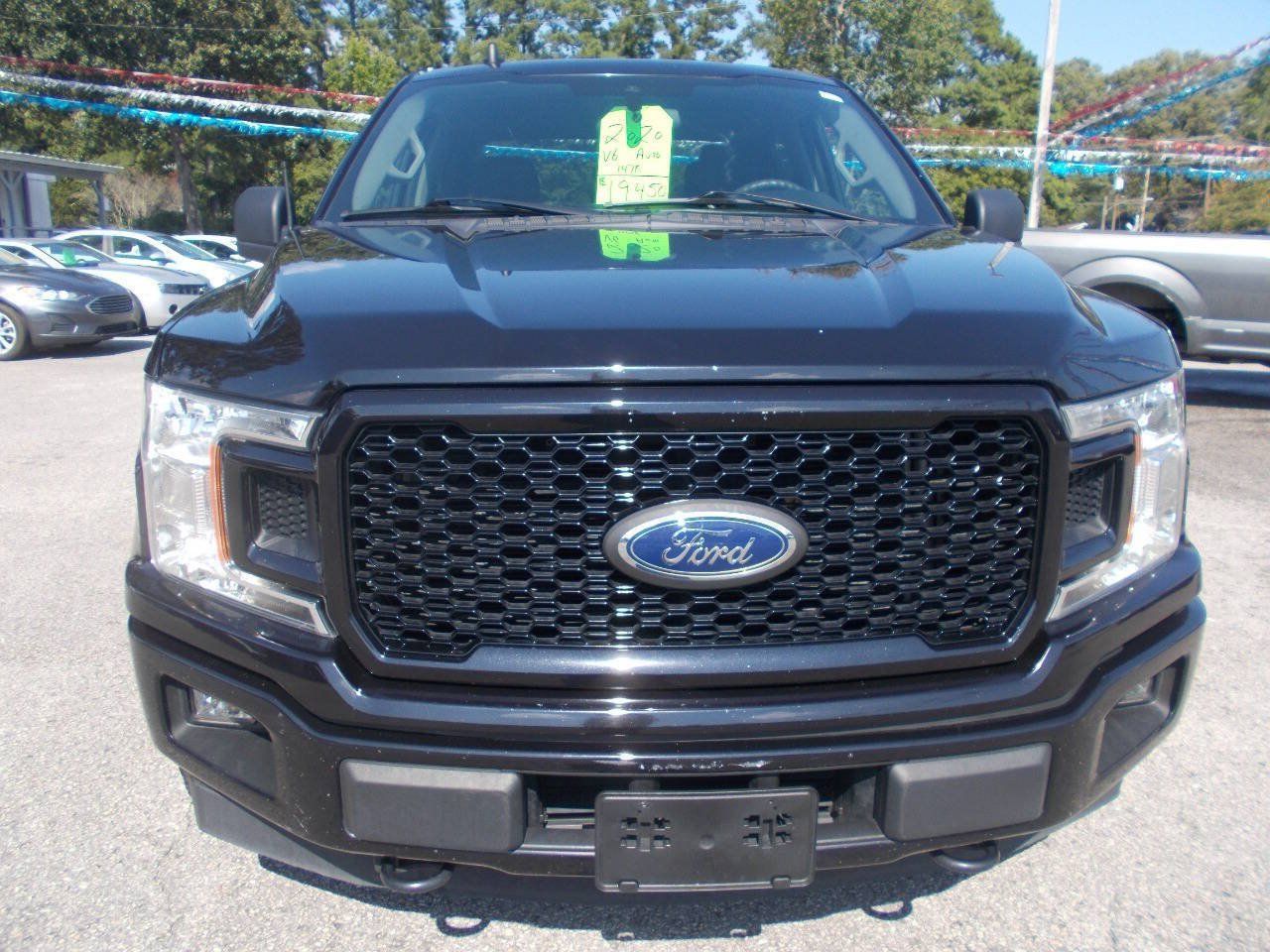 Used 2020 Ford F150 XL w/ Equipment Group 101A Mid AWD/4WD image 2