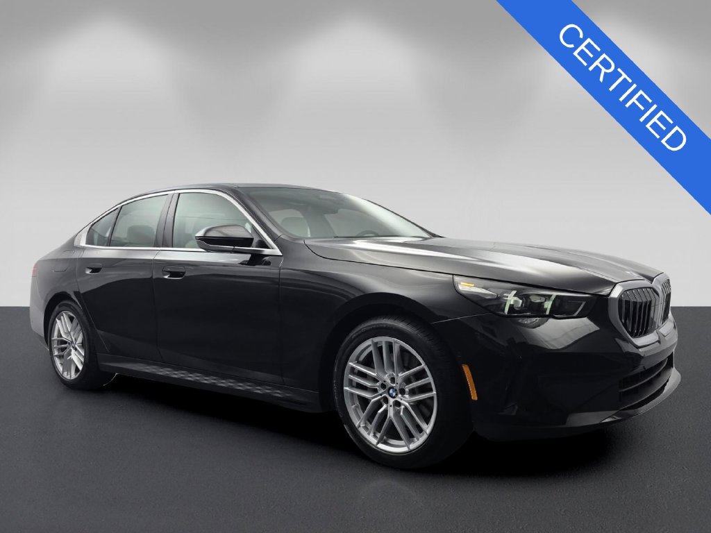 Certified 2024 BMW 530i w/ Convenience Package RWD image 1