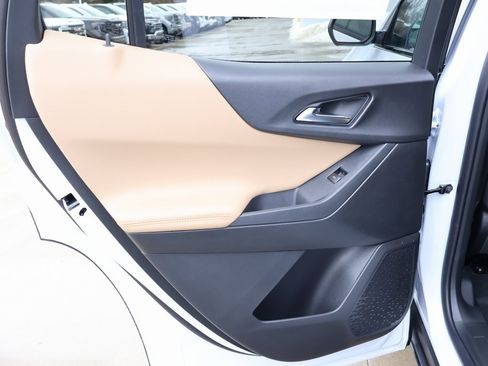 New 2026 Chevrolet Equinox ACTIV image 24