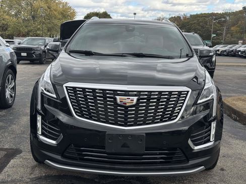 Certified 2022 Cadillac XT5 Premium Luxury w/ LPO, Floor Liner Package image 2