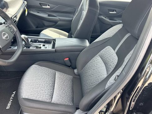 New 2026 Nissan Sentra SV w/ SV Convenience Package FWD image 14