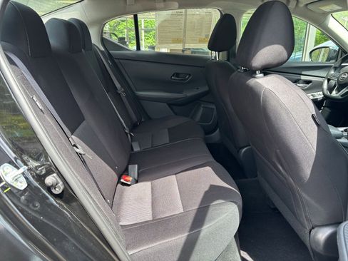 Used 2025 Nissan Sentra SV FWD image 37