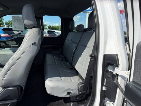 Used 2022 Ford F150 XL w/ Equipment Group 101A High AWD/4WD image 17