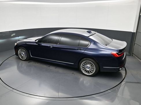 Used 2022 BMW ALPINA B7 xDrive AWD/4WD image 35