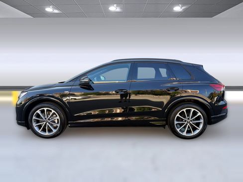 New 2026 Audi Q4 e-tron Premium image 2