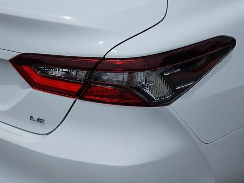 Used 2023 Toyota Camry LE FWD image 33