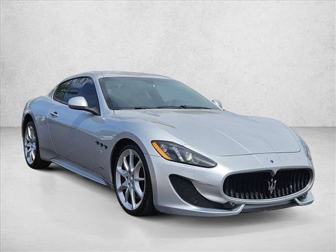Used 2015 Maserati GranTurismo Sport RWD image 3