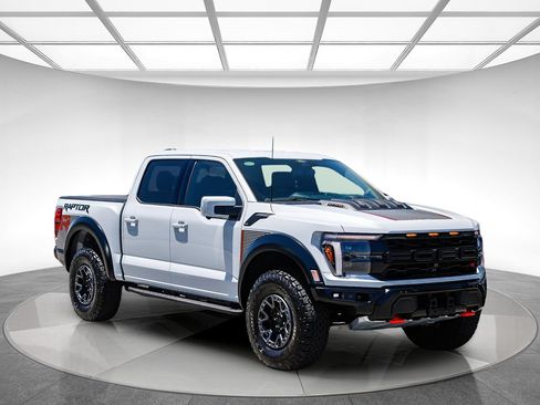 Used 2025 Ford F150 Raptor w/ Equipment Group 803A Raptor R AWD/4WD image 5