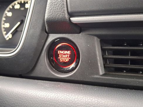 Certified 2025 Honda Pilot EX-L image 26