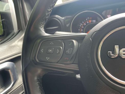 Used 2022 Jeep Gladiator Sport AWD/4WD image 21