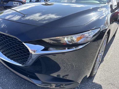 Used 2020 MAZDA MAZDA3 Sedan w/ Select Package image 10