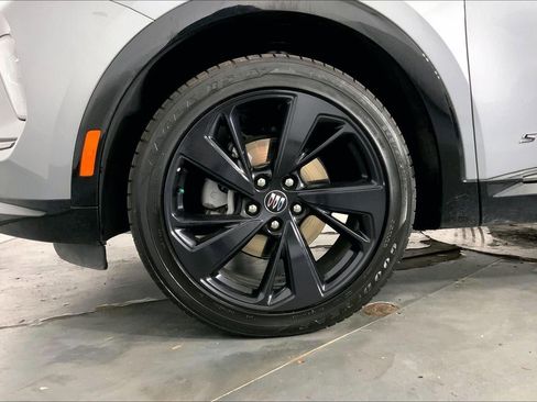 Used 2025 Buick Envision Sport Touring image 9