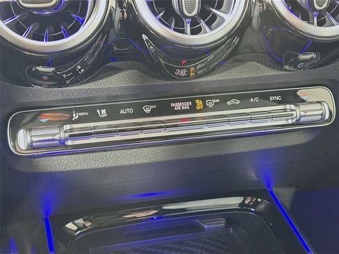 Used 2026 Mercedes-Benz GLB 250 4MATIC image 20