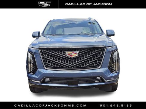 Certified 2026 Cadillac Escalade Platinum Sport w/ LPO, Floor Liner Package AWD/4WD image 2