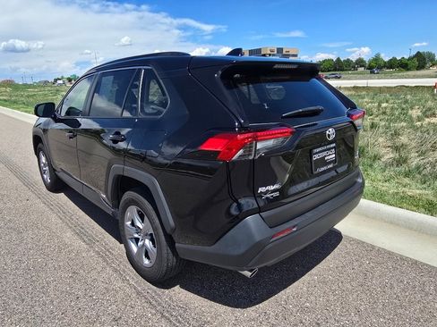 Used 2025 Toyota RAV4 LE AWD/4WD image 3