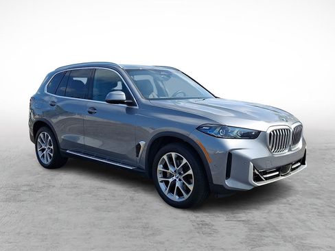 Used 2026 BMW X5 xDrive40i AWD/4WD image 7