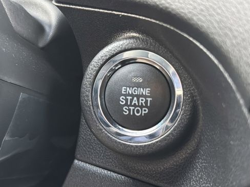 Used 2023 Subaru Ascent Limited image 28