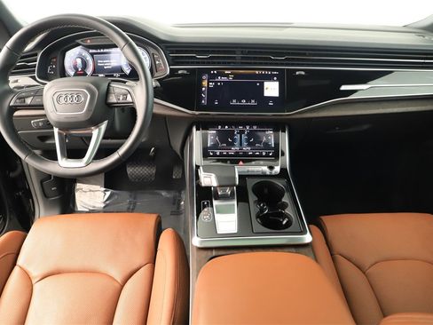Certified 2025 Audi Q8 Prestige w/ Prestige Package image 18