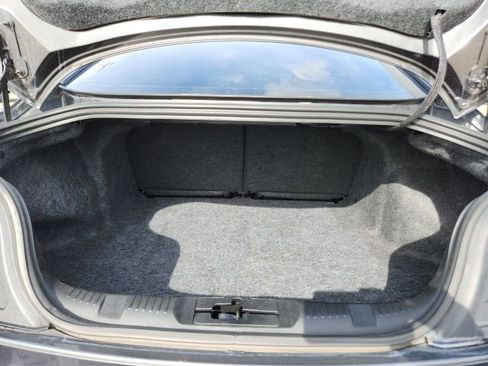 Used 2019 Ford Mustang Coupe image 13