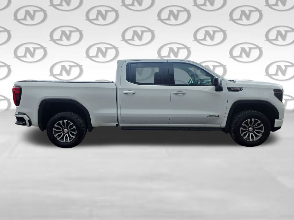 Used 2022 GMC Sierra 1500 AT4 w/ AT4 Preferred Package AWD/4WD image 14
