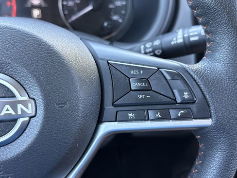 Used 2022 Nissan Kicks SR w/ Interior Electronics Package FWD image 20