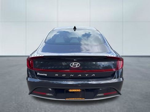 Used 2023 Hyundai Sonata SE FWD image 3
